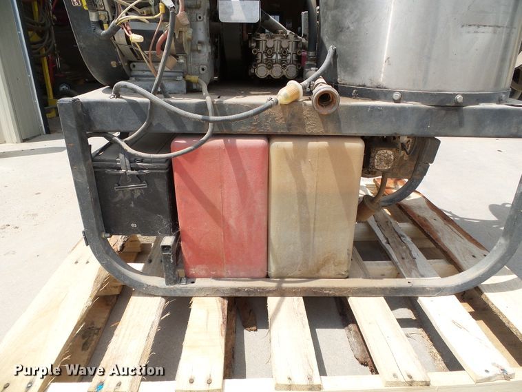 image for item EQ9164 Hydrovex pressure washer