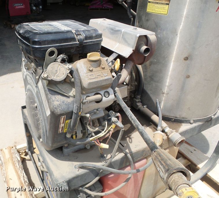 image for item EQ9164 Hydrovex pressure washer