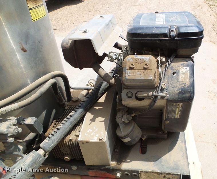 image for item EQ9164 Hydrovex pressure washer