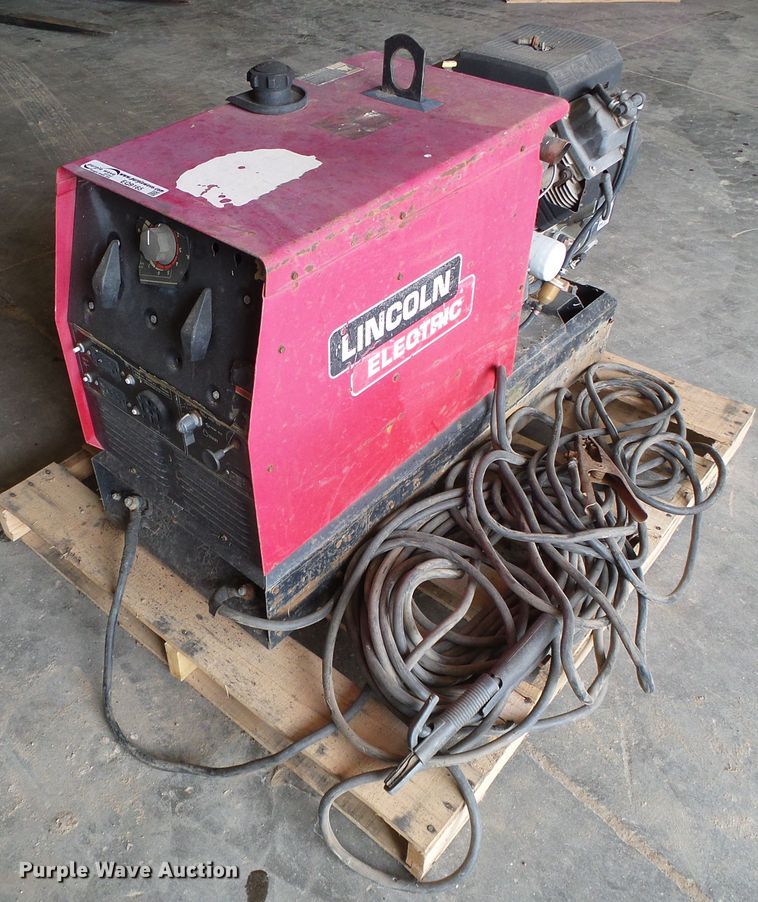 image for item EQ9165 Lincoln Electric welder/generator