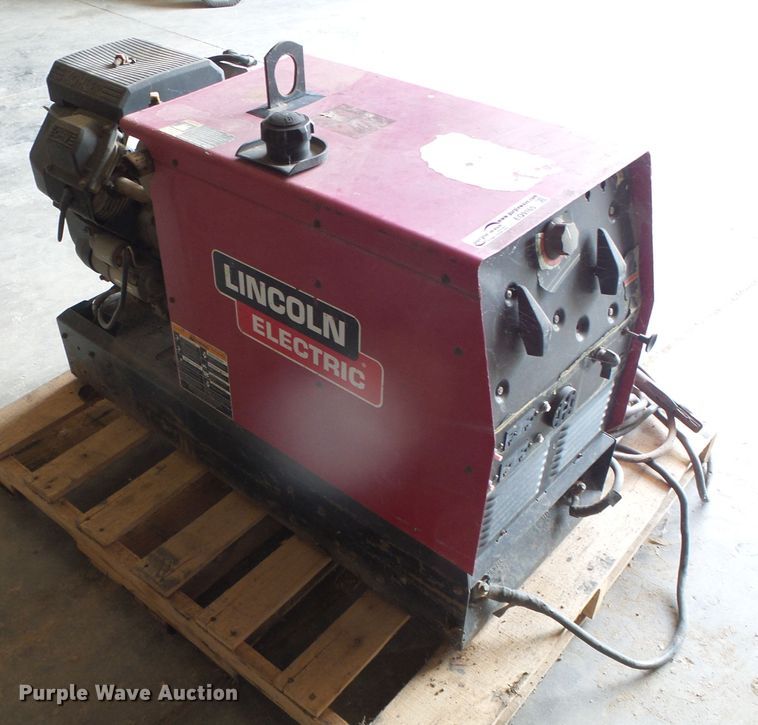 image for item EQ9165 Lincoln Electric welder/generator