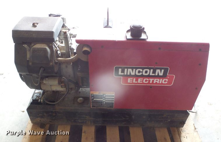 image for item EQ9165 Lincoln Electric welder/generator