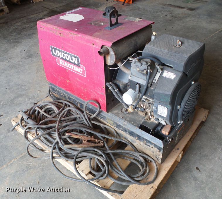 image for item EQ9165 Lincoln Electric welder/generator