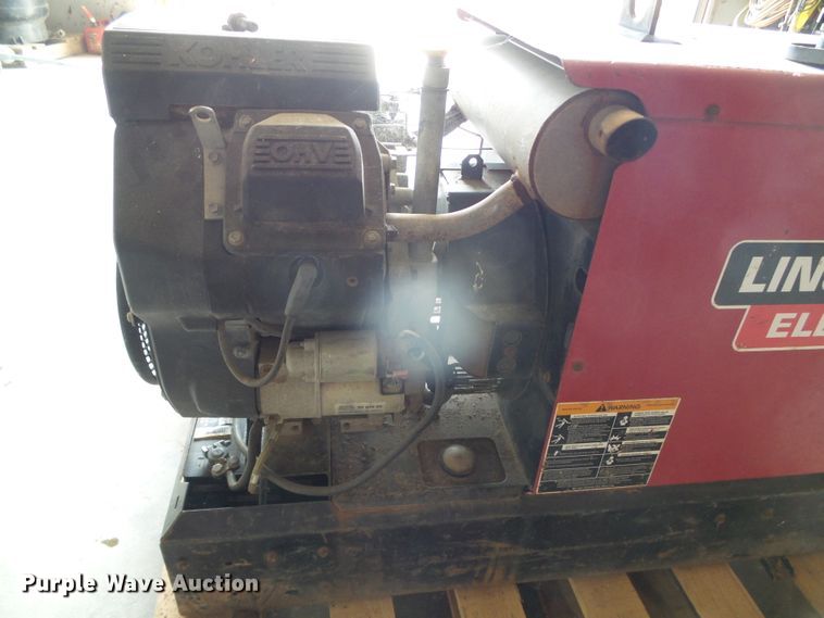 image for item EQ9165 Lincoln Electric welder/generator