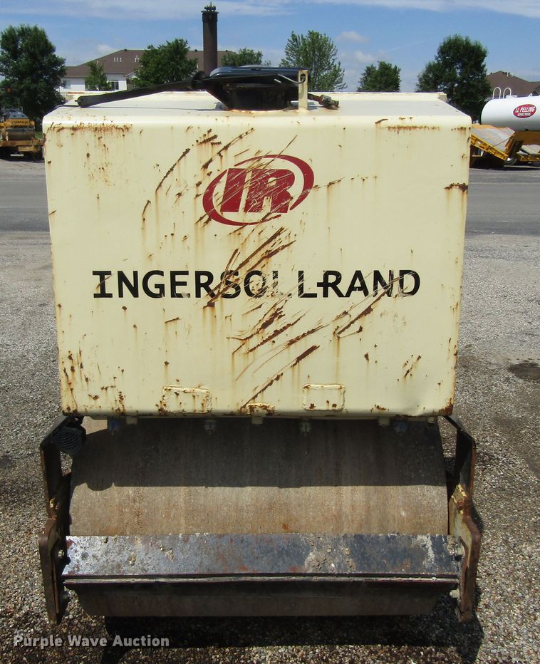 image for item EU9691 1988 Ingersoll Rand DD35 double drum vibratory roller