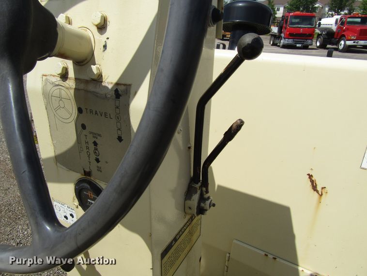 image for item EU9691 1988 Ingersoll Rand DD35 double drum vibratory roller