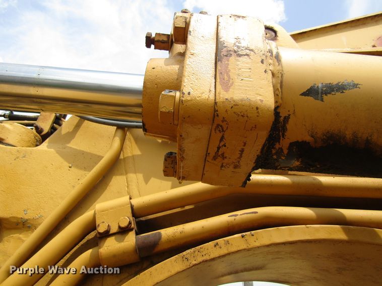 image for item EU9744 1969 Caterpillar 627 conventional scraper