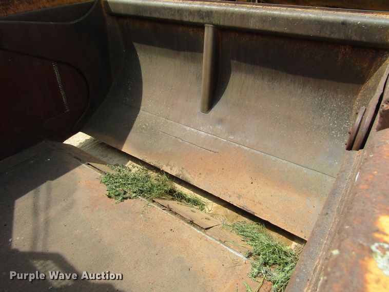 image for item EU9744 1969 Caterpillar 627 conventional scraper