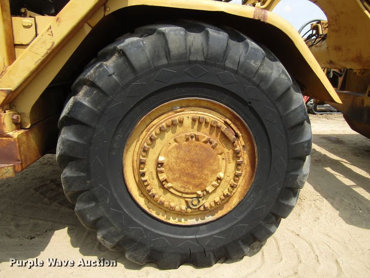 image for item EU9744 1969 Caterpillar 627 conventional scraper