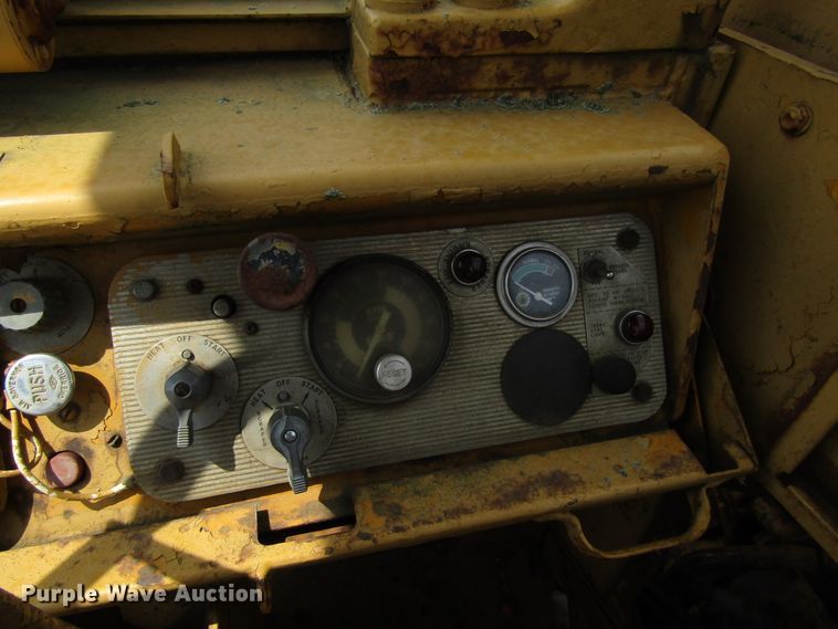 image for item EU9745 1974 Caterpillar 627B conventional scraper