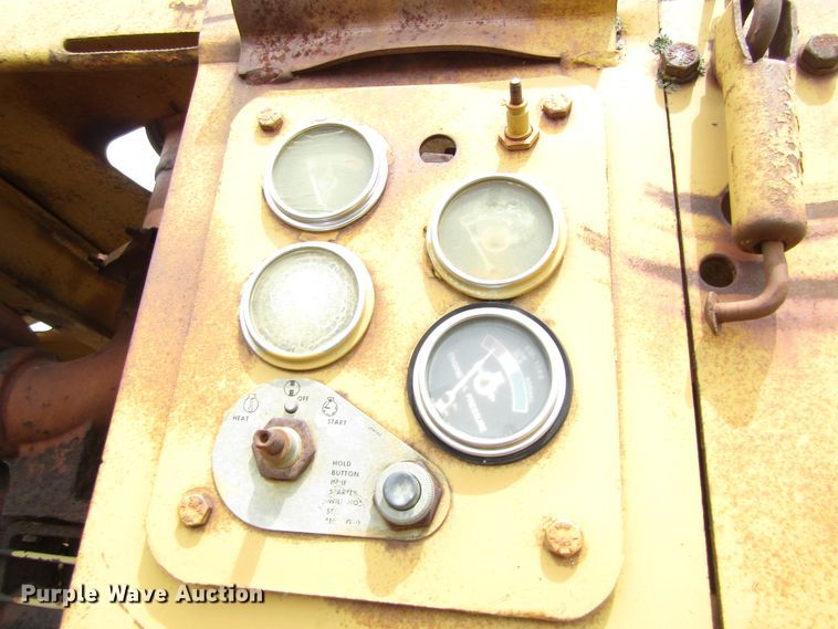image for item EU9745 1974 Caterpillar 627B conventional scraper