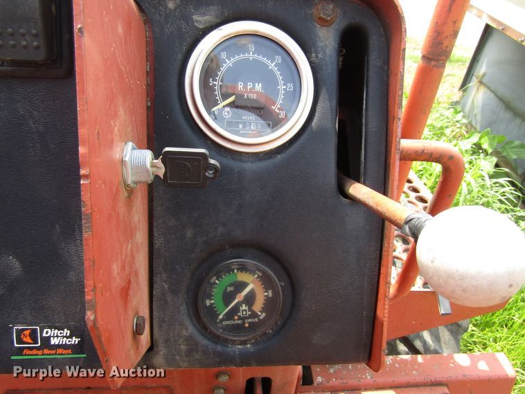 image for item EU9746 Ditch Witch 8020 cable plow