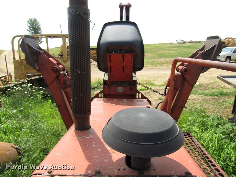 image for item EU9746 Ditch Witch 8020 cable plow