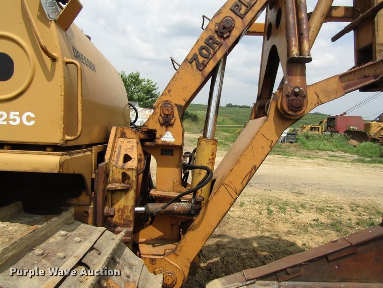 image for item EU9747 Dresser TD-25C cable plow