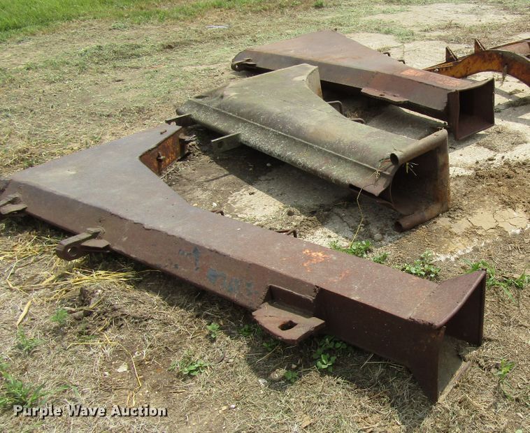 image for item EU9747 Dresser TD-25C cable plow