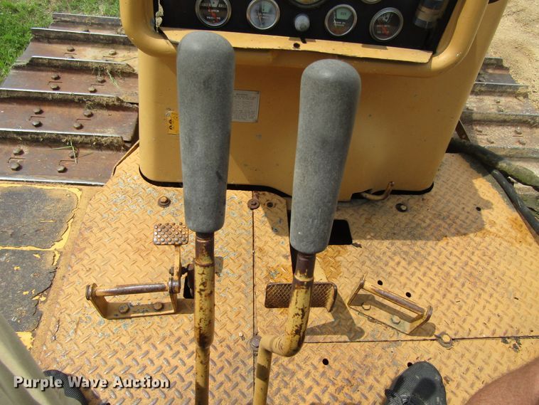 image for item EU9747 Dresser TD-25C cable plow