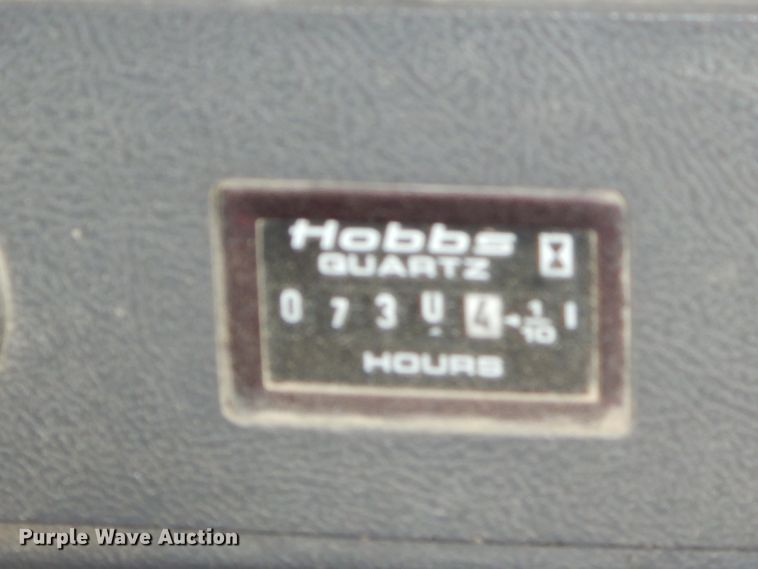 image for item FC9813 1996 Ford LT9000 dump truck