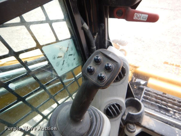 image for item FC9819 2013 Caterpillar 299D skid steer