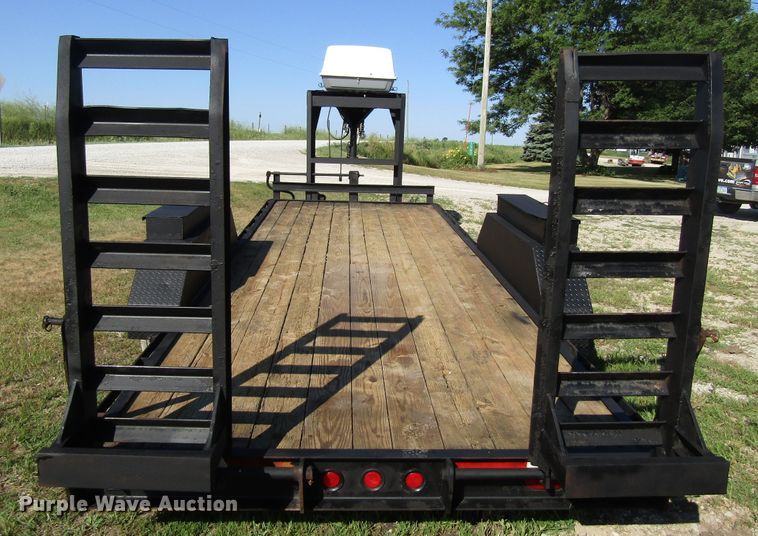 image for item FD9252 2002 Trotter equipment trailer