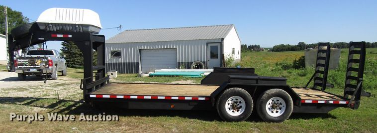 image for item FD9252 2002 Trotter equipment trailer