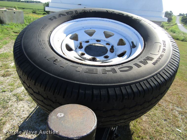 image for item FD9252 2002 Trotter equipment trailer