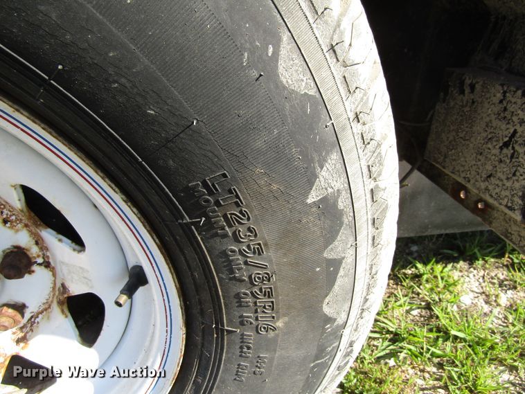 image for item FD9252 2002 Trotter equipment trailer