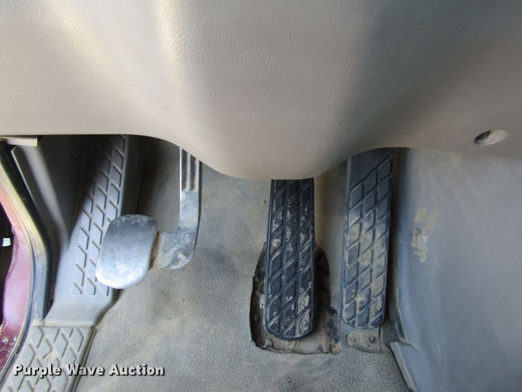 image for item FD9273 1997 Ford LT9513 dump truck