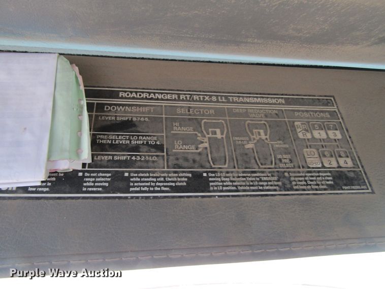 image for item FD9273 1997 Ford LT9513 dump truck