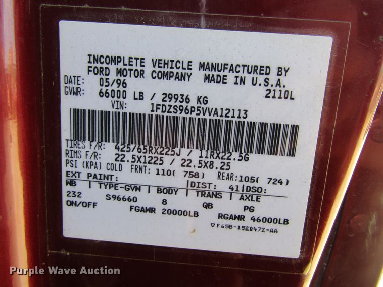 image for item FD9273 1997 Ford LT9513 dump truck