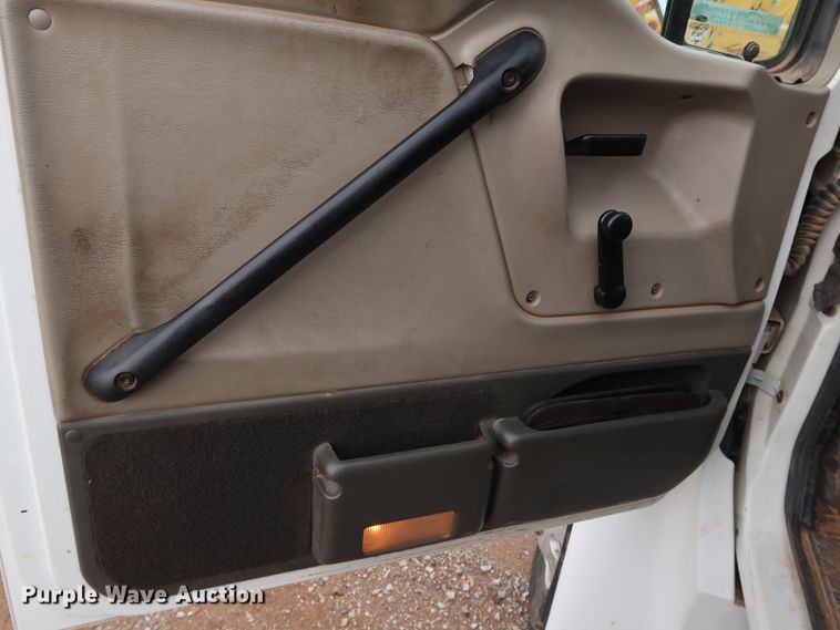 image for item FE9729 2006 Sterling Acterra service truck with crane