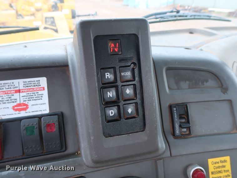 image for item FE9729 2006 Sterling Acterra service truck with crane