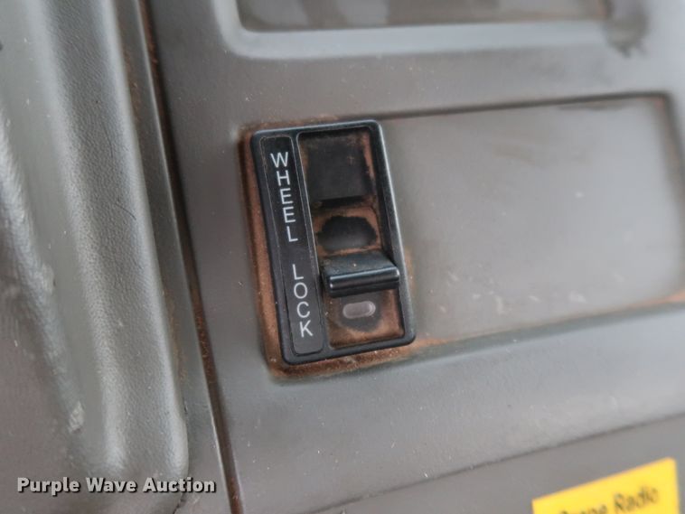 image for item FE9729 2006 Sterling Acterra service truck with crane