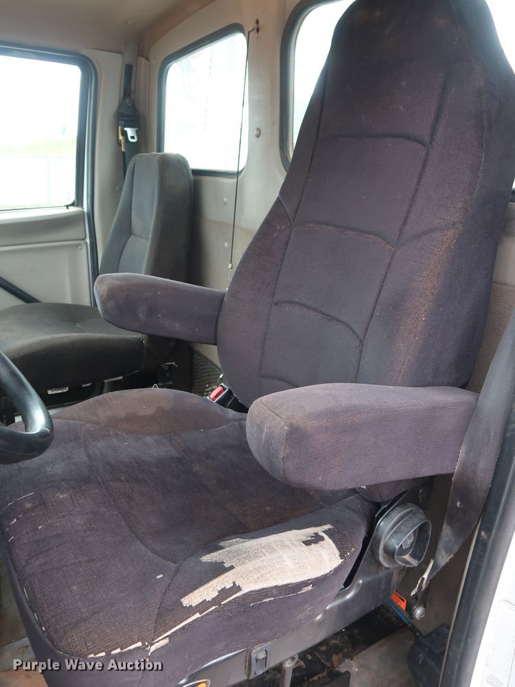 image for item FE9729 2006 Sterling Acterra service truck with crane