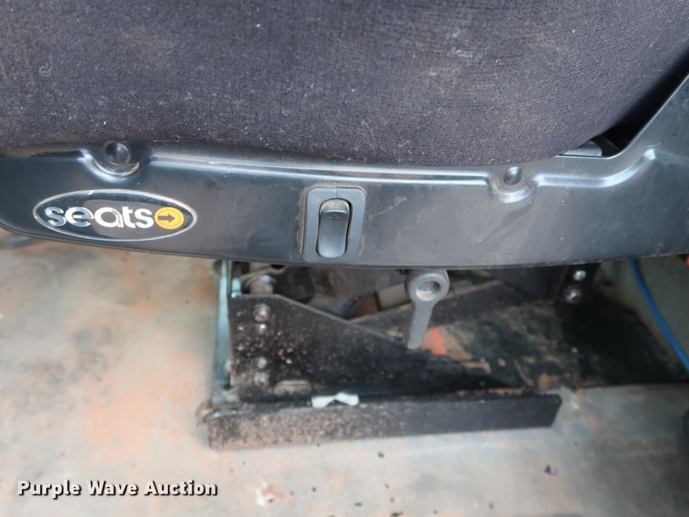 image for item FE9729 2006 Sterling Acterra service truck with crane