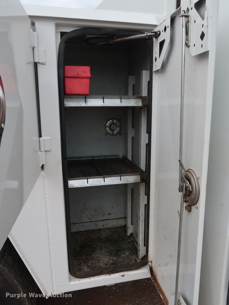 image for item FE9729 2006 Sterling Acterra service truck with crane