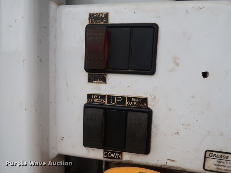 image for item FE9729 2006 Sterling Acterra service truck with crane