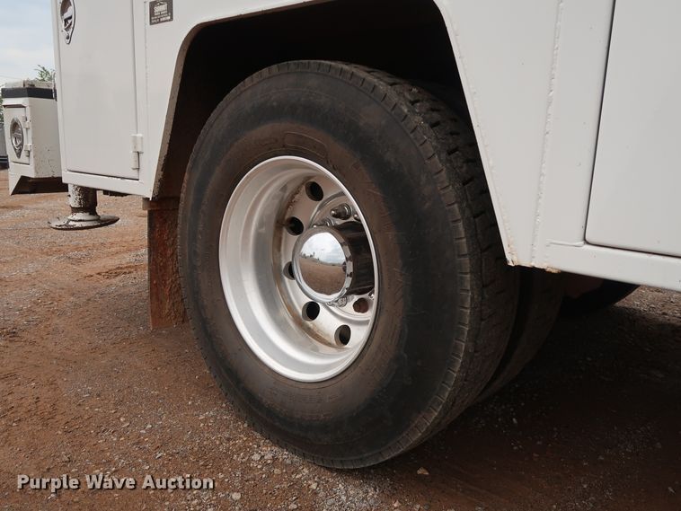 image for item FE9729 2006 Sterling Acterra service truck with crane