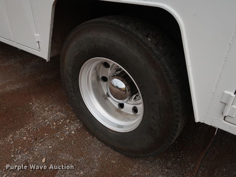 image for item FE9729 2006 Sterling Acterra service truck with crane