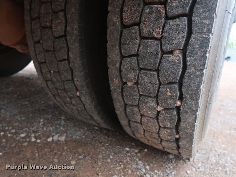 image for item FE9729 2006 Sterling Acterra service truck with crane