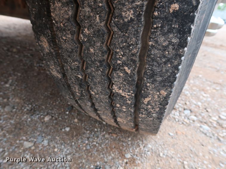 image for item FE9729 2006 Sterling Acterra service truck with crane