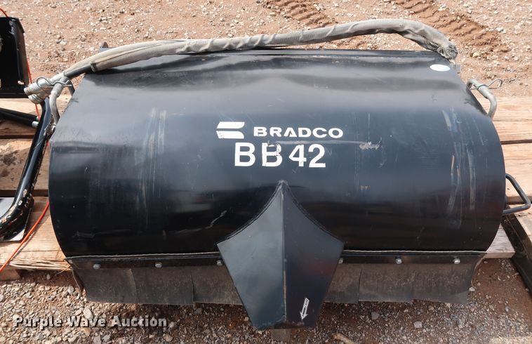 image for item FE9732 Bradco Paladin BB42 skid steer sweeper