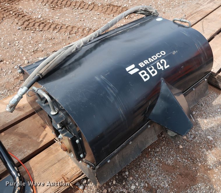 image for item FE9732 Bradco Paladin BB42 skid steer sweeper