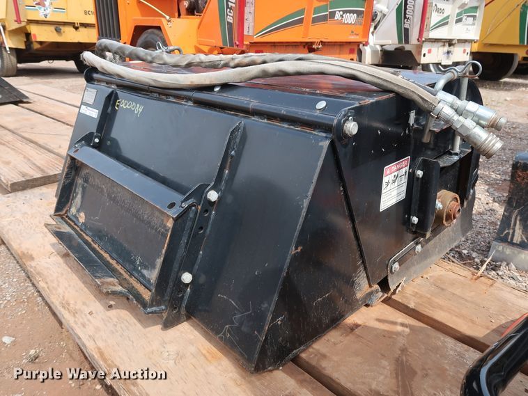 image for item FE9732 Bradco Paladin BB42 skid steer sweeper