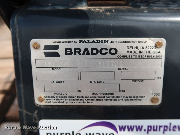 image for item FE9732 Bradco Paladin BB42 skid steer sweeper