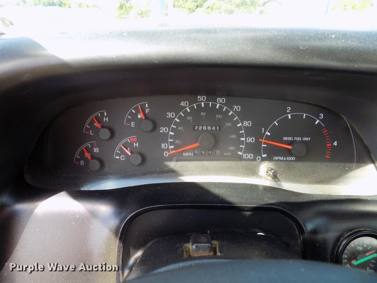 image for item FI9904 2007 Ford F750 service truck with crane