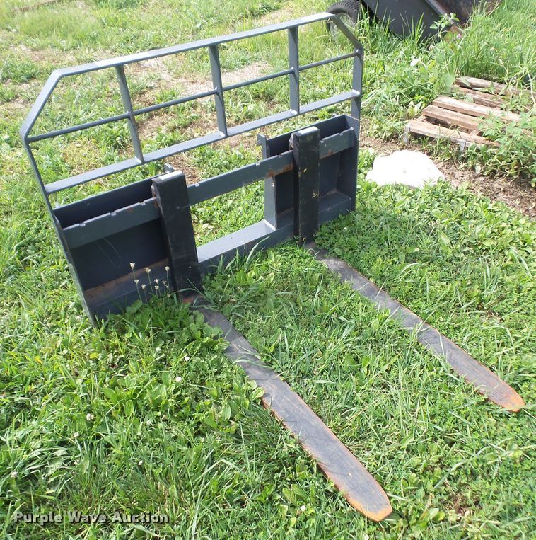 image for item FJ9200 Arrow skid steer pallet forks
