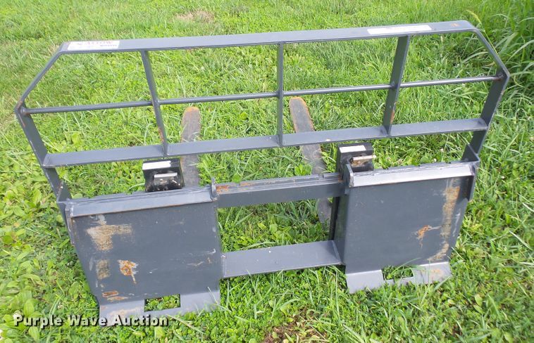 image for item FJ9200 Arrow skid steer pallet forks