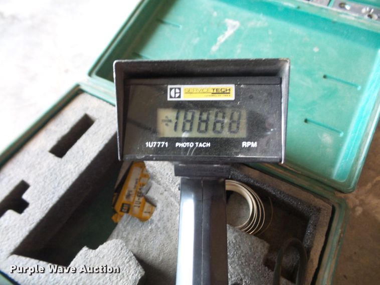 image for item FJ9203 Caterpillar electronic tach tool groups