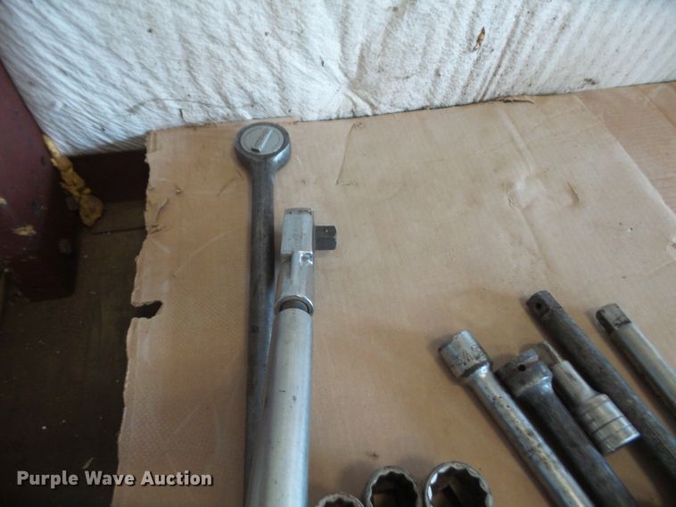 image for item FJ9209 3/4" drive set