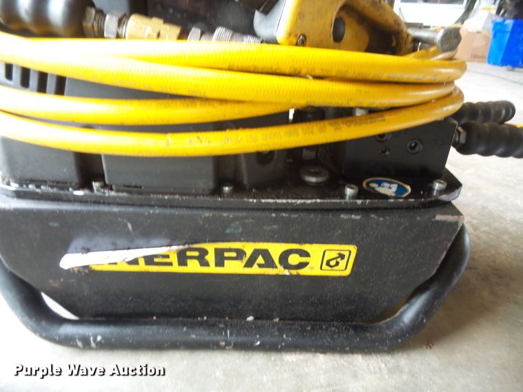 image for item FJ9211 Enerpac 350-7768 hydraulic power unit